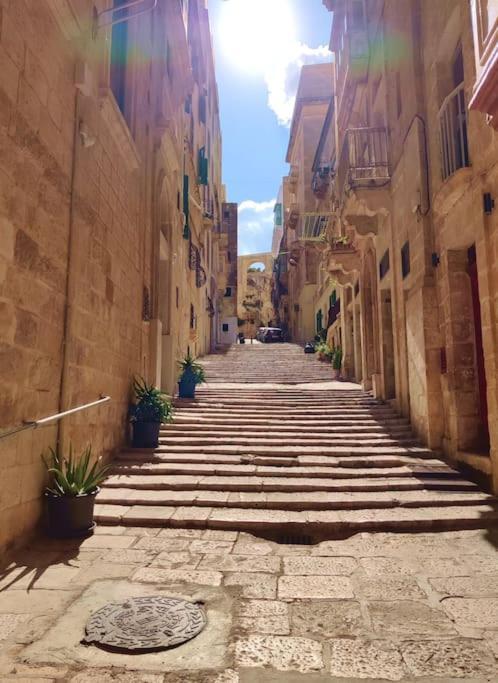 Port 531 Savynomad Harbour Residences Valletta Wow Views Extérieur photo